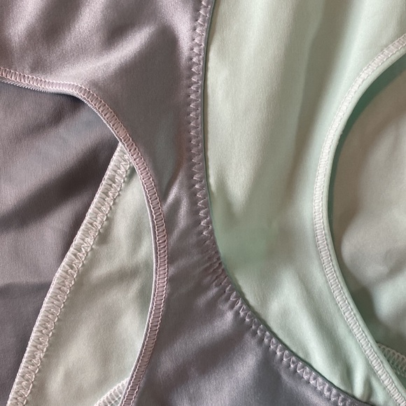 Nike size small turquoise and gray tank top - Picture 4 of 5